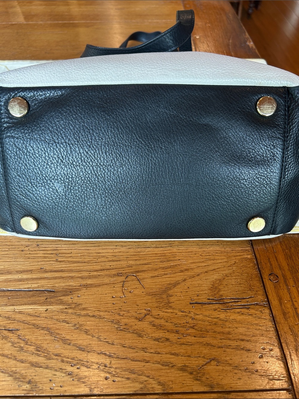 Fossil Black and White Pebbled Leather Tote Bag - Picture 5 of 7